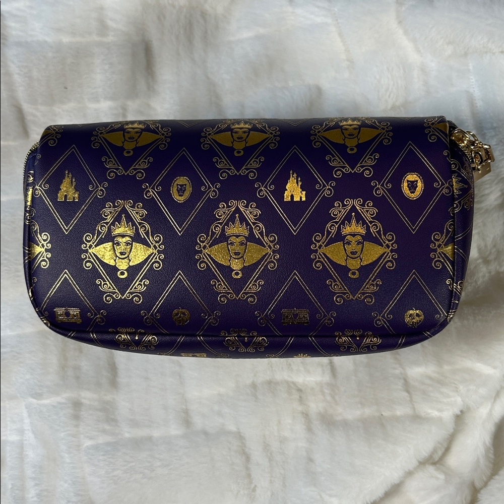 Bath & Body Works Purple and Gold Evil Queen Makeup Bag - Picture 4 of 6